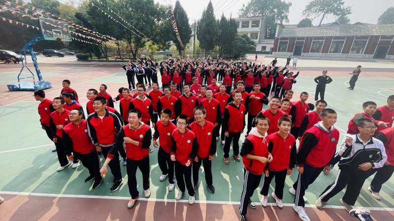 学生业余活动.jpg